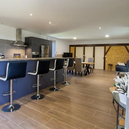 Maison En Pierre Avec Piscine Privative, Jardin, Internet A - Fr-1-616-189 * Saint-Pardoux-et-Vielvic