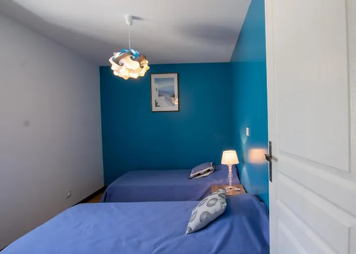 Maison En Pierre Avec Jardin Et Piscine Privative, Pres De Belves, Animaux Acceptes - Fr-1-616-189 *